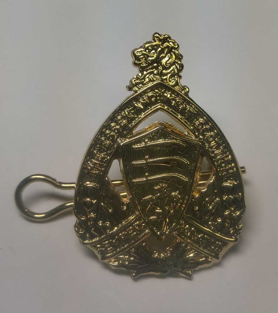 Badge: Miniature Cap, Essex & Kent, Gold