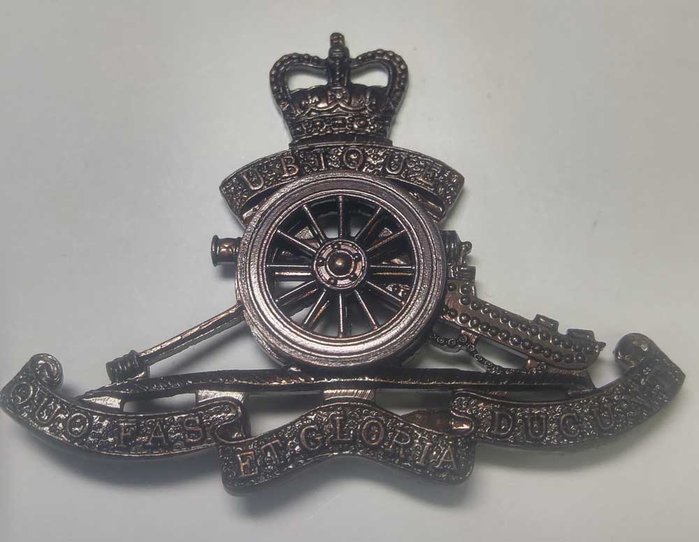 Badge: Artillery, Canada, Cap - Click Image to Close
