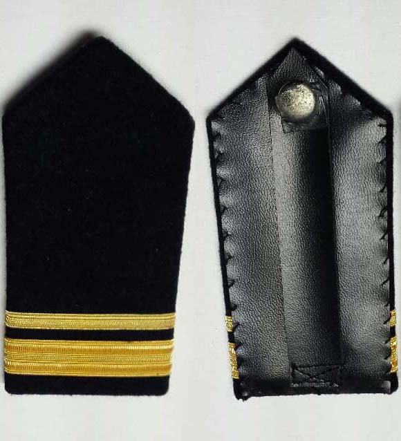 Shoulder Board (hard), Sub-Lieutenant, 152mm (6") - Click Image to Close