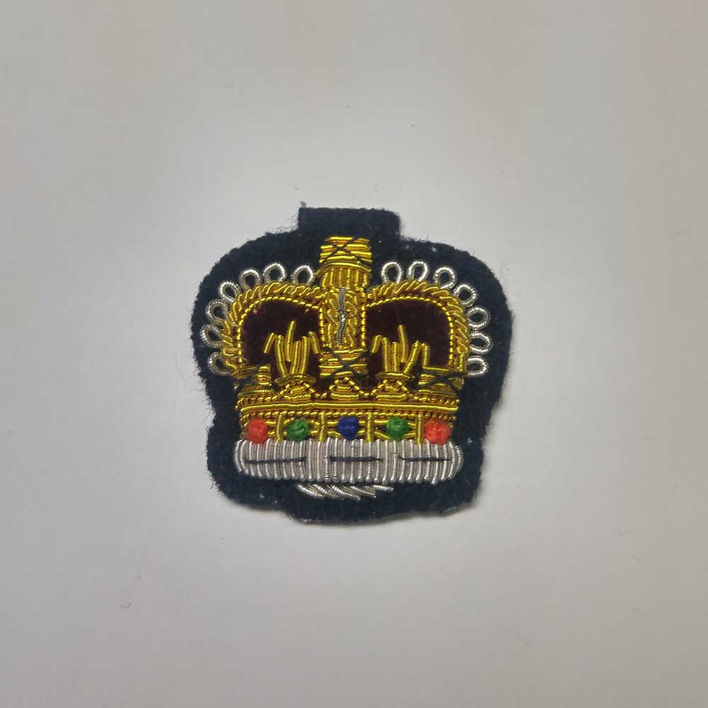 Crown: Officer Mess Kit, Black b/g - Click Image to Close