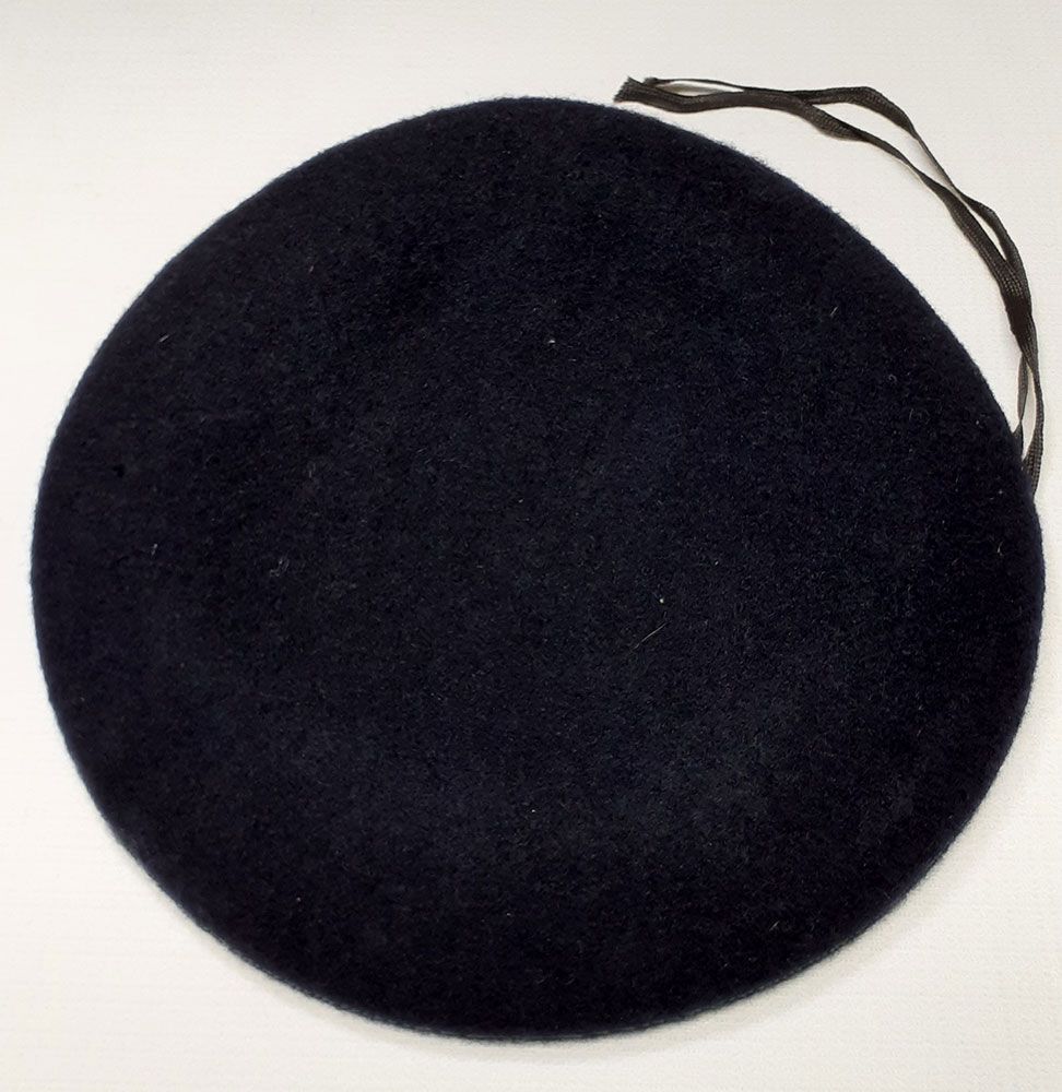 Beret: Blue with Black Liner - Click Image to Close