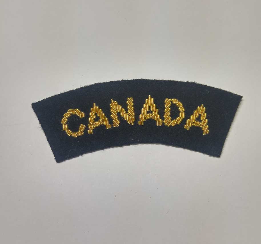 Badge: Canada, Lapel - Click Image to Close
